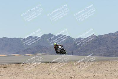 media/Apr-20-2025-CVMA (Sun) [[39090e8767]]/Race 9-Formula LW Twins Shootout/